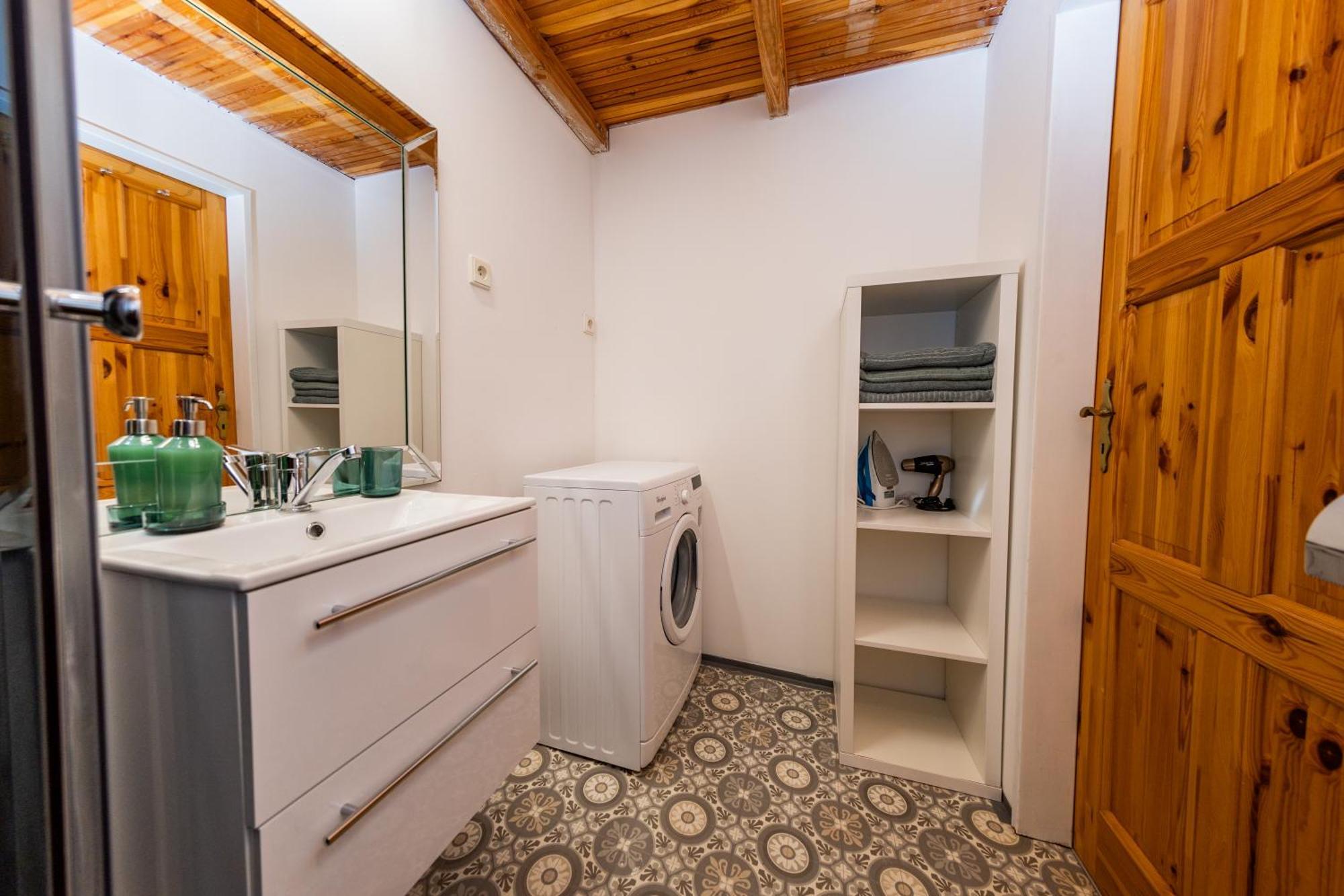 Petrinska Apartment プラハ エクステリア 写真