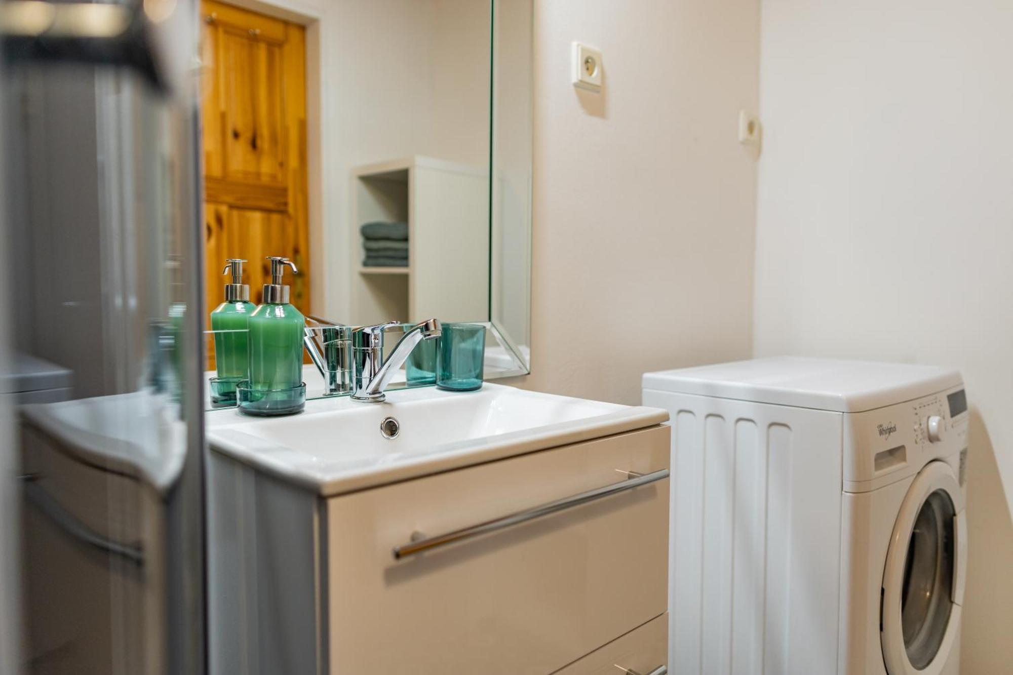 Petrinska Apartment プラハ エクステリア 写真